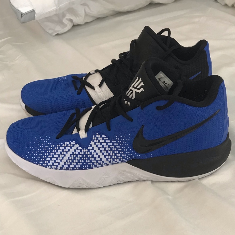 Kyrie Irving Nike Flytrap Basketball shoes Size 12